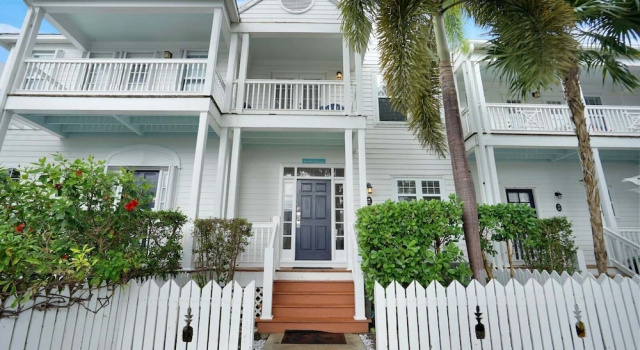 Waterfront luxury Villa 54 with sunset views and boat slip, Buchen Sie Villa Hotels in Florida Keys mit Pool, Schwimmbad