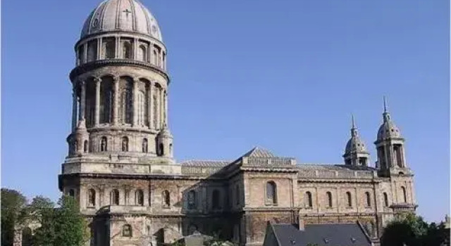 Gite Boulogne-sur-mer, Забронировать Отель Отели Булонь-сюр-Мер с парковкой, рядом с Museo Libertador San Martín, Парковка
