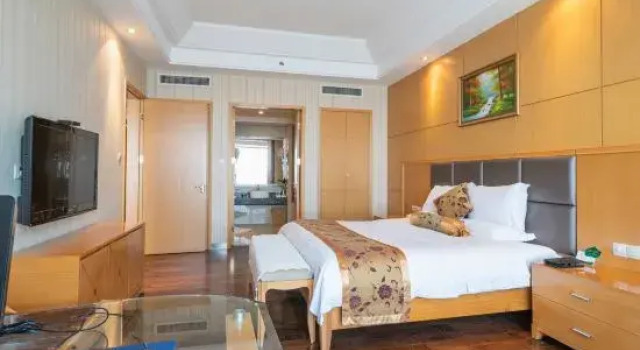 Luxo Suite Baohui Hotel