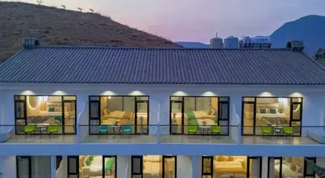Jinghaiyuan Homestay, Prenota Hotel Hotel a Dali con parcheggio, Parcheggio