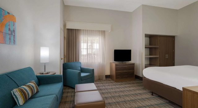 Двухместный люкс MainStay Suites Wilmington - University Area