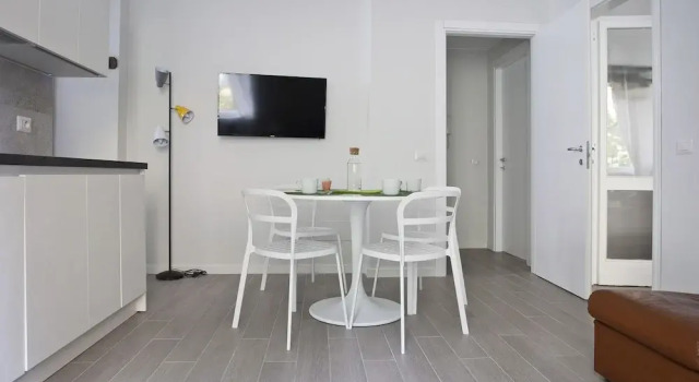 Sebastiano Veniero 27, Book Hotel Milan Lombardy