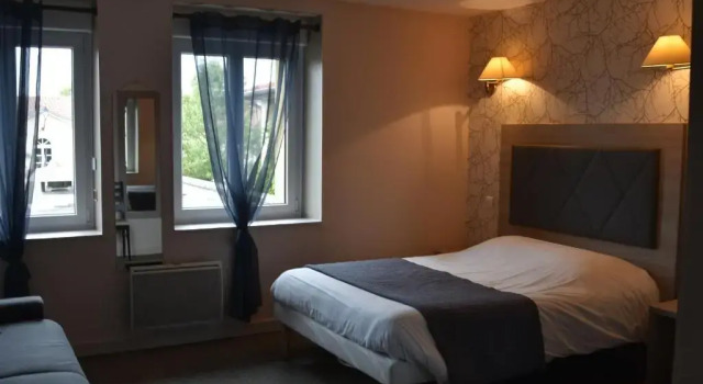 Номер Standard LOGIS Hotel Restaurant Auberge Du Cheval Blanc