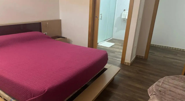 Alojamento turistico Perla, Rezervați Hotel Ador Barcelona