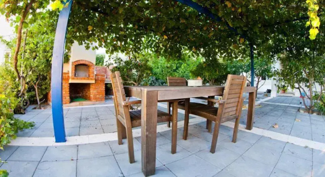 Apartments Zambarlin, Rezervovat Apartmán Hotely v Vis s bazénem, Bazén