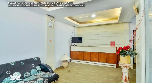 ZEN Rooms near Mercubuana Syariah