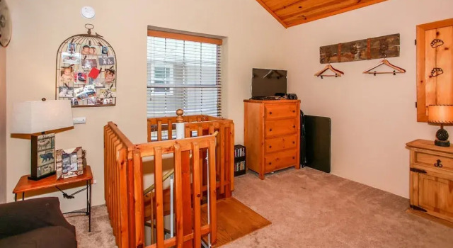 Leonard Lodge Home, Забронировать Дом для отпуска Биг-Бэар-Сити San Bernardino Mountains