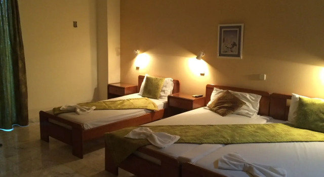 Vlycha Beach Studios & Apartments
