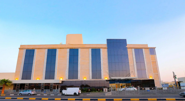 شيرفل عنيزة, Prenota Hotel Hotel a Al-Qassim Region con piscina, Piscina