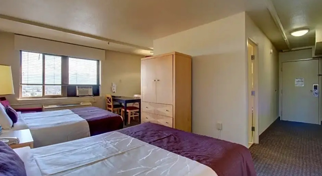 Номер Deluxe Inlet Tower Hotel & Suites