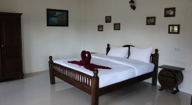 Вилла Villa Colina Khao Lak Rooms and Bungalows