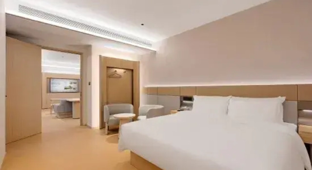 Люкс Business JI Hotel (Chongqing Automobile Expo Center Sanya Bay Subway Station)