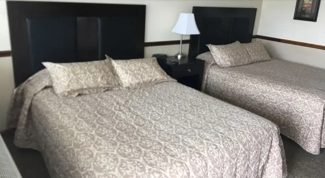Номер Comfort Flag's West Motel