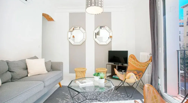 2 Bedroom Apartment in Plaza de Chueca Chueca II, Забронировать Апартаменты/квартира Мадрид Провинция Мадрид, рядом с Дом-музей Лопе де Вега