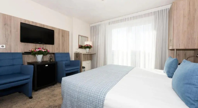 Двухместный номер Standard с балконом Strandhotel de Vassy