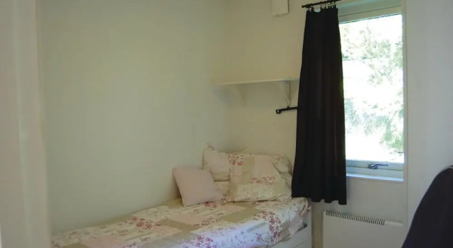 Awesome Home in Gärsnäs With 3 Bedrooms and Wifi, Book Hotel  