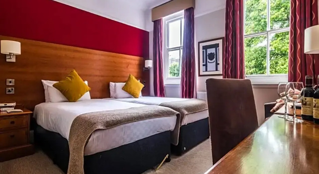 Номер Classic Red Lion Hotel