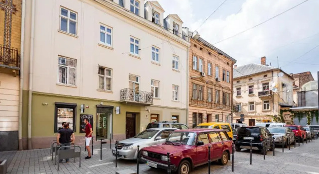 Апартаменты Apartment on Lesya Kurbasa 7