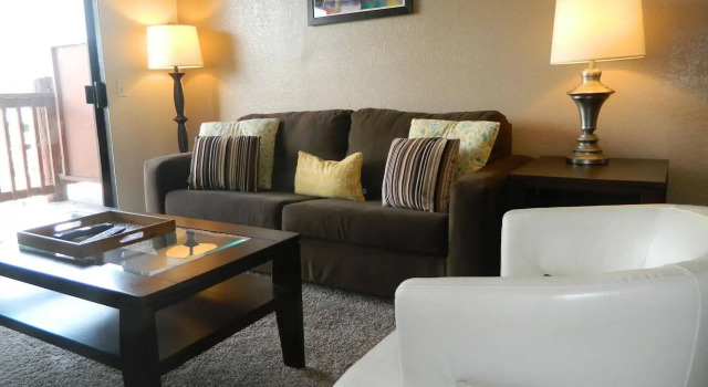 Sunshine Suites at Mid-City