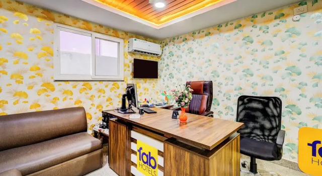 Fabhotel R3 Atmos, Rezerwuj Hotel Hajdarabad 