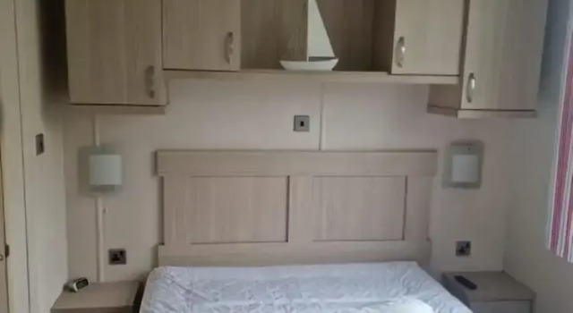 Inviting 2-bed Caravan on Combe Haven Holiday Park, Забронировать Отель Отели Исторического графства Суссекса с парковкой, Парковка