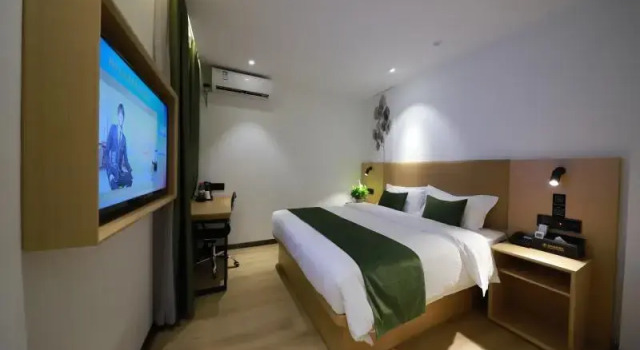 Green Tree Inn Guangxi Wuzhou Xinxing Second Road, Book Hotel Hotels in Wuzhou with Parking, Parking