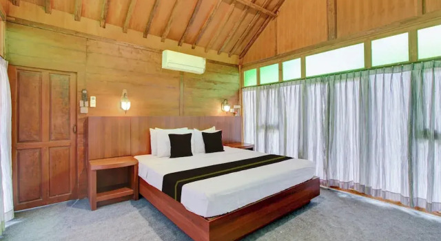 Люкс OYO 95018 Anggrek Homestay Jogja Syariah