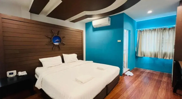 Двухместный номер Deluxe Bed By Cruise Hotel At Samakkhi-Tivanont