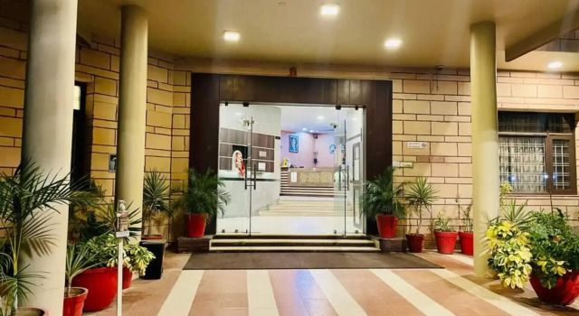 Hotel Amar Palace, Забронировать Отель Отели штата Раджастхана с парковкой, Парковка