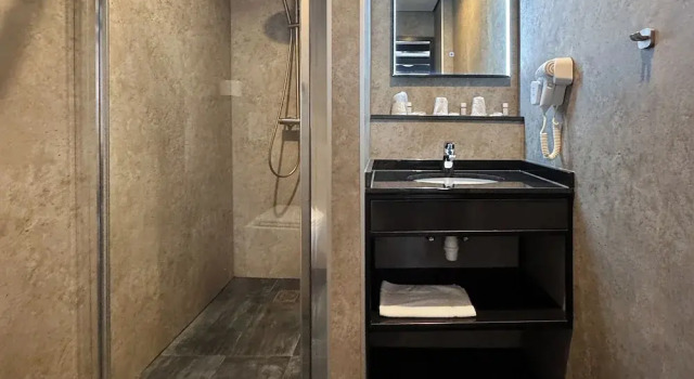 Трёхместный номер Standard Atlas Village Brielle
