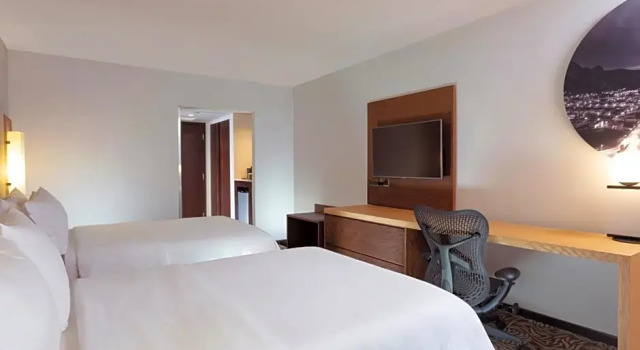 Полулюкс Standard Krystal Urban Monterrey San Jeronimo