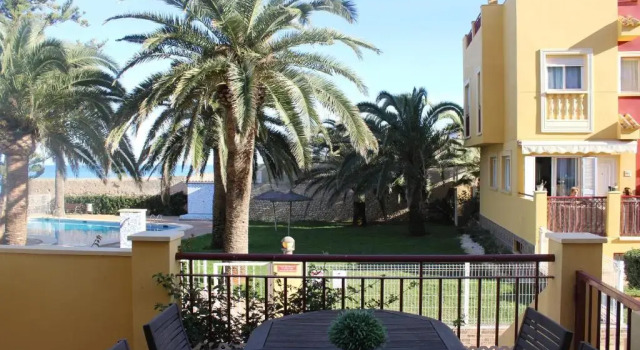 APARTAMENTO EN "BELBEDERE IN" DENIA a 10 METROS DE LA PLAYA, Забронировать Апартаменты/квартира Отели Дения с парковкой, рядом с Музей римской эпохи в Эльс-Поблетс, Парковка