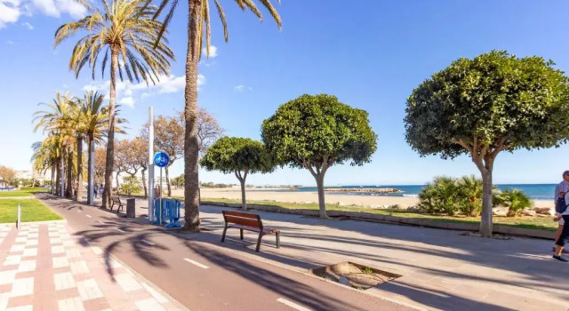 Апартаменты Carrer golf de sant jordi, 2 A