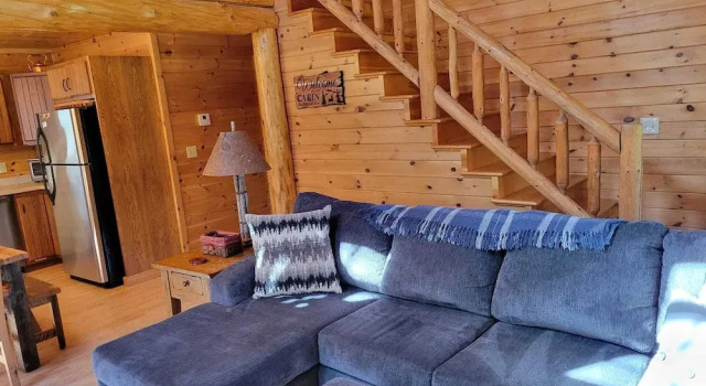 40pl Log Cabin With AC in the Heart of the White Mountains, Less Than 10 Minutes From Bretton Woods!