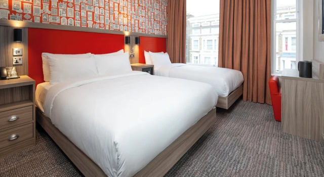 Трёхместный номер Standard Brit Hotels Earls Court