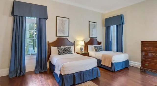 Полулюкс Andrew Jackson Hotel French Quarter