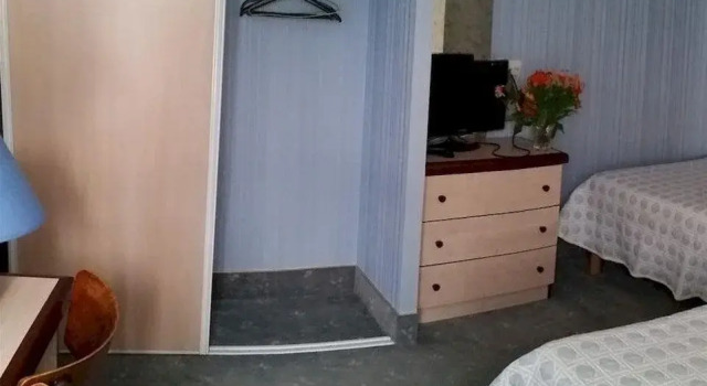 Modern Hotel, Забронировать Отель Шательгийон 