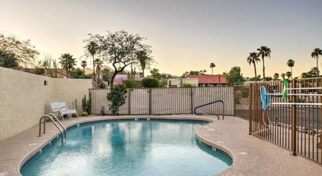 Апартаменты Lovely Condo w/ Balcony < 3 Miles to Parks + Golf!