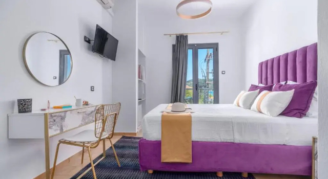 Двухместный номер Deluxe с балконом и с видом на море MR P. Boutique Residence