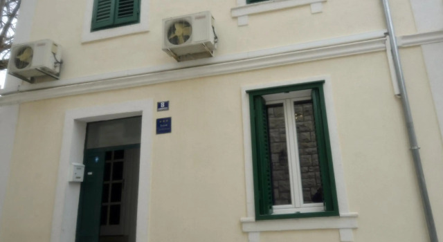 Apartments and rooms with WiFi Split - 18909, Prenota Appartamento Splitska 