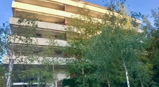 Spacious and bright 2 bedroom apartment with terrace, Забронировать Апартаменты/квартира Montriond-Cour Лозанна, рядом с Jordils