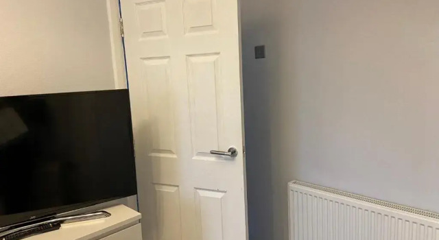 Коттедж с 3 комнатами Aylesbury Manor