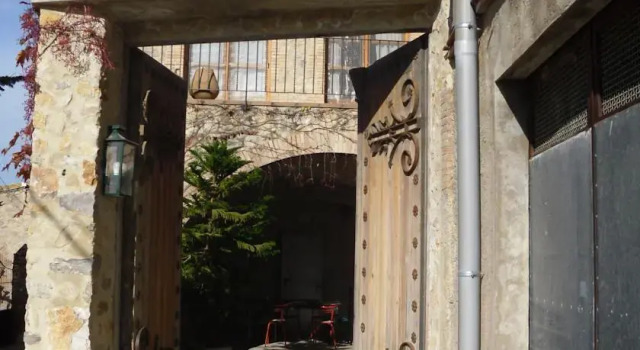 Casa Rural Ana María Pairal, Buchen Sie Hotel Sant Mori Katalonien