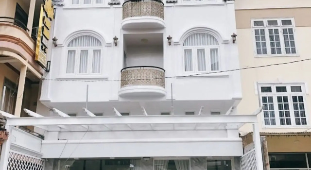 HANZ Pho Hoa Hotel