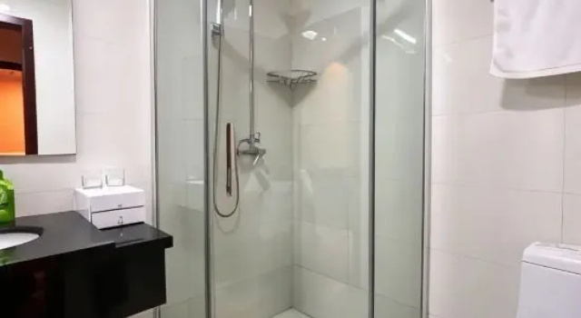 Одноместный номер Standard Longshan Hotel