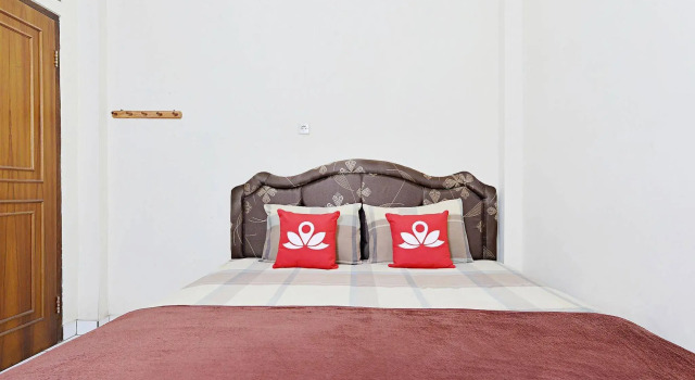 ZEN Rooms Antapani Syariah