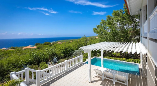 Seaside Rhapsody at Villa Kolibreeze