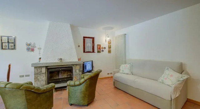 Villa Il Castagno Few Min From Beach - Happy Rentals, Забронировать Вилла Кастельвеккана Provincia di Varese