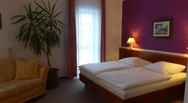 Четырёхместный номер Standard Hotel Dorotheenhof