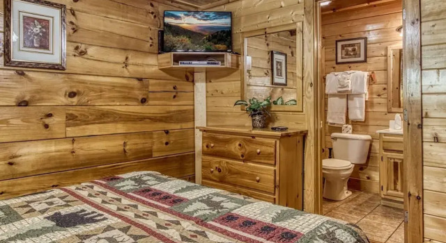 ERN864 - The Cedars - Great Location! Close To All The Action! cabin, Забронировать Дом для отпуска Виллы Пиджен-Фордж, рядом с Американские горки Смоки-Маунтин, Вилла